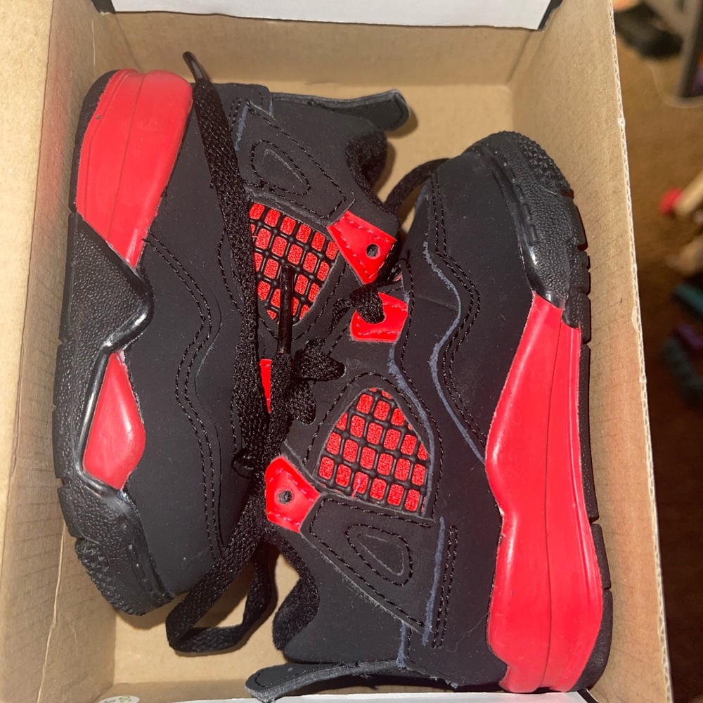 Toddler Jordan 4